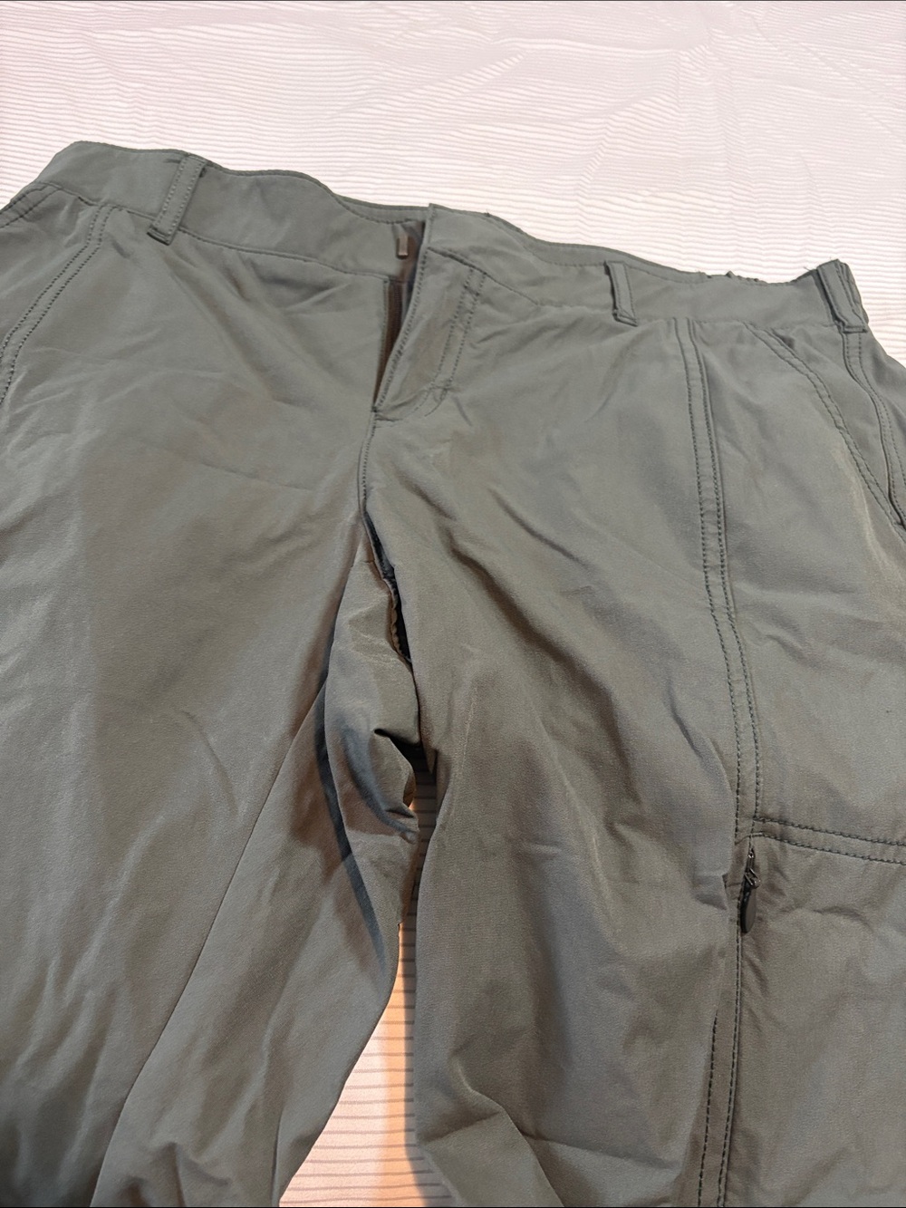 Kirkland Signature Olive Green Cargo Utility Pants - Picture 3 of 5